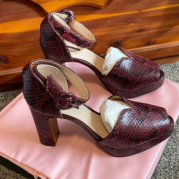 Kate Spade Perry Cherrywood Maroon Snakeskin Peep-Toe Heels 7.5